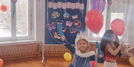 Powiększ grafikę: bal-karnawalowy-674684.jpg