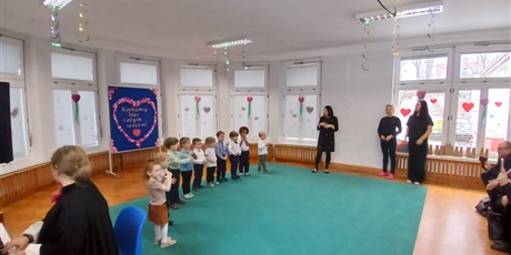 Dzień Babci i Dziadka w grupie "Biedronek"