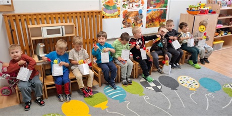 Powiększ grafikę: dzien-chlopaka-w-gr-ii-646478.jpg