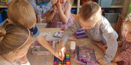 Powiększ grafikę: dzien-kobiet-w-gr-iii-685939.jpg