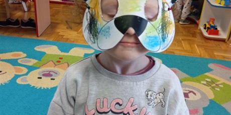 Powiększ grafikę: dzien-kundelka-gr-i-650129.jpg