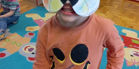 Powiększ grafikę: dzien-kundelka-gr-i-650130.jpg