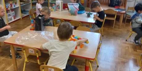 Powiększ grafikę: dzien-lego-w-naszym-przedszkolu-672673.jpg