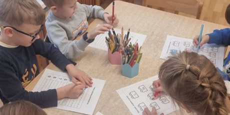 Powiększ grafikę: dzien-lego-w-naszym-przedszkolu-672675.jpg