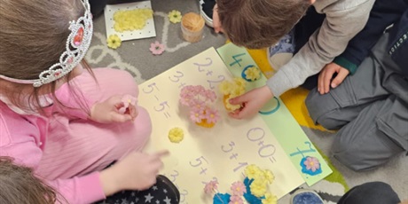 Powiększ grafikę: dzien-matematyki-w-gr-iii-685930.jpg