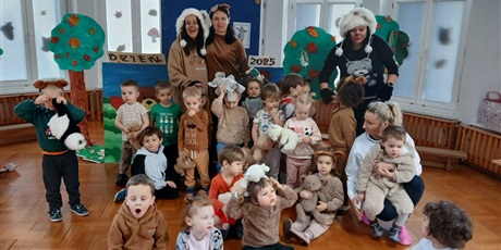 Powiększ grafikę: dzien-pluszowego-misia-658549.jpg