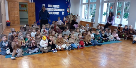 Powiększ grafikę: dzien-pluszowego-misia-658554.jpg