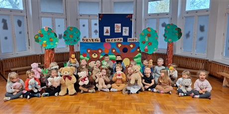 Powiększ grafikę: dzien-pluszowego-misia-658587.jpg