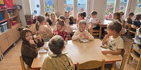 Powiększ grafikę: dzien-pluszowego-misia-658595.jpg