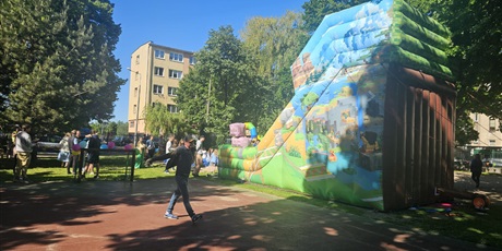 Powiększ grafikę: festyn-rodzinny-dzien-mamy-i-taty-698960.jpg