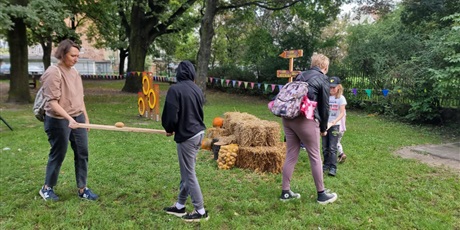 Powiększ grafikę: festyn-z-okazji-dnia-ziemniaka-i-przedszkolaka-639520.jpg