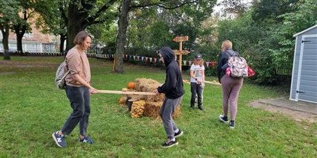 Powiększ grafikę: festyn-z-okazji-dnia-ziemniaka-i-przedszkolaka-639522.jpg