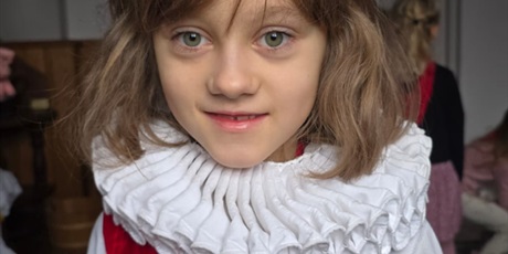 Powiększ grafikę: lekcja-muzealna-gr-iii-w-dworze-artusa-672704.jpg