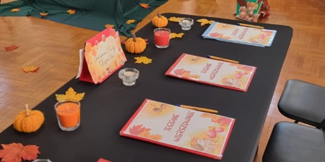 Powiększ grafikę: miedzyprzedszkolny-konkurs-recytatorski-jesienne-wierszowanie-658286.jpg