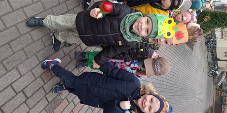 Powiększ grafikę: powitanie-wiosny-wiosenny-korowod-ulicami-gdanska-682981.jpg