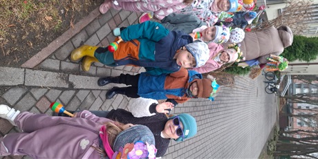 Powiększ grafikę: powitanie-wiosny-wiosenny-korowod-ulicami-gdanska-682983.jpg