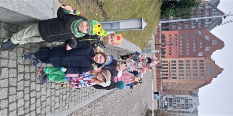 Powiększ grafikę: powitanie-wiosny-wiosenny-korowod-ulicami-gdanska-682988.jpg