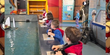 Powiększ grafikę: pszczolki-w-muzeum-morskim-678567.jpg