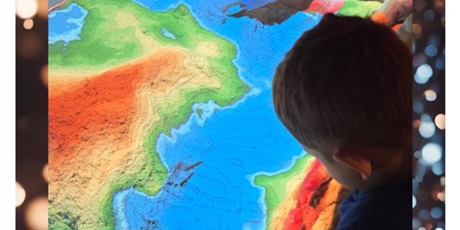 Powiększ grafikę: pszczolki-zwiedzaja-de-javu-686551.jpg