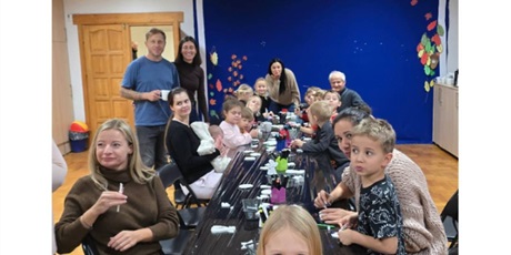 Powiększ grafikę: swiateczne-warsztaty-z-rodzicami-w-gr-iii-659274.jpg