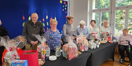 Powiększ grafikę: swietowanie-niepodleglosci-z-seniorami-655894.jpg