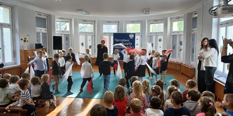 Powiększ grafikę: swietowanie-niepodleglosci-z-seniorami-655898.jpg