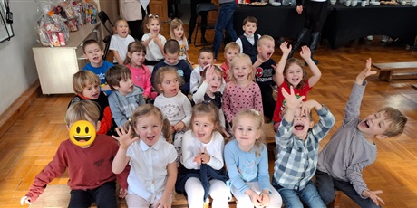 Powiększ grafikę: swietowanie-niepodleglosci-z-seniorami-656261.jpg