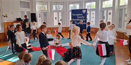 Powiększ grafikę: swietowanie-niepodleglosci-z-seniorami-656274.jpg