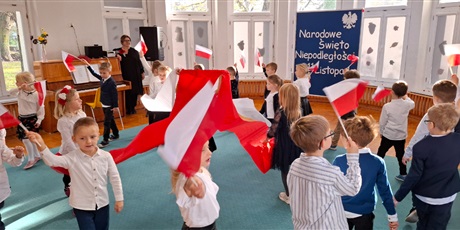 Powiększ grafikę: swietowanie-niepodleglosci-z-seniorami-656276.jpg