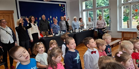 Powiększ grafikę: swietowanie-niepodleglosci-z-seniorami-656277.jpg