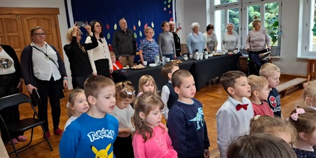 Powiększ grafikę: swietowanie-niepodleglosci-z-seniorami-656278.jpg