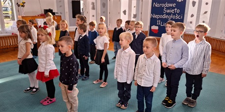 Powiększ grafikę: swietowanie-niepodleglosci-z-seniorami-656279.jpg