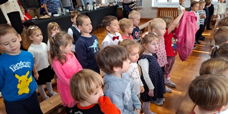 Powiększ grafikę: swietowanie-niepodleglosci-z-seniorami-656280.jpg