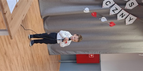 Powiększ grafikę: udzial-w-patriotycznym-konkursie-recytatorskim-w-przedszkolu-nr-46-656243.jpg