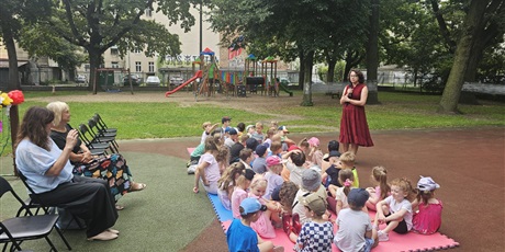 Powiększ grafikę: wakacyjny-czas-w-p31-708443.jpg