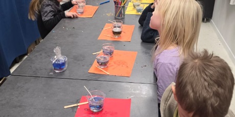 Powiększ grafikę: warsztaty-w-wykrzykniku-672663.jpg