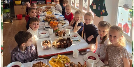 Powiększ grafikę: wigilie-grupowe-668165.jpg