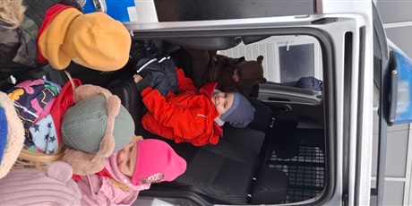 Powiększ grafikę: wycieczka-motylkow-do-ii-komisariatu-policji-w-gdansku-658672.jpg