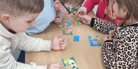 Powiększ grafikę: zajecia-dydaktyczne-gr-iii-w-sp6-lingwista-652398.jpg