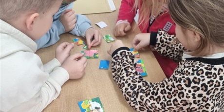 Powiększ grafikę: zajecia-dydaktyczne-gr-iii-w-sp6-lingwista-652399.jpg