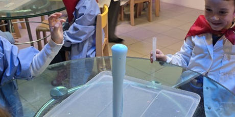 Powiększ grafikę: zajecia-w-hevelianum-gr-iii-650535.jpg