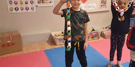 Powiększ grafikę: Kalendarz adwentowy - Łańcuch choinkowy